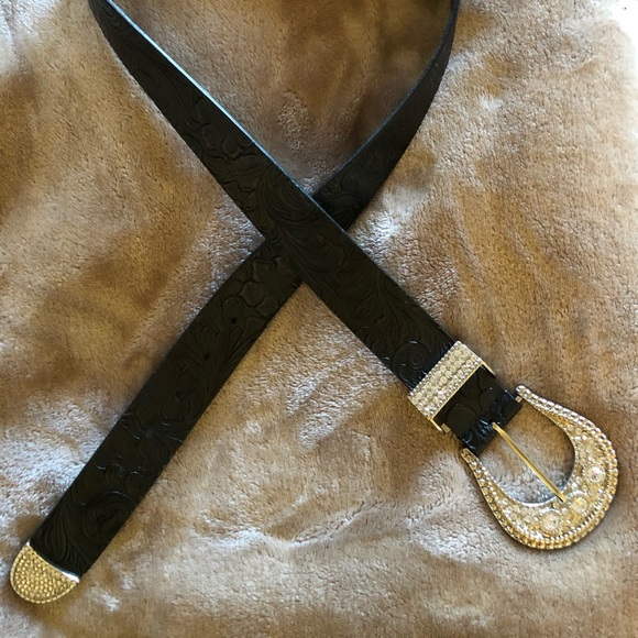 Chico’s Belt - Picture 1 of 3